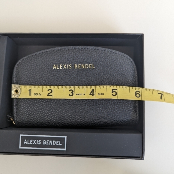 Alexis Bendel Analog Two-Tone Silver Gold Tone Crystal 38 mm Watch & Wallet - Picture 9 of 9